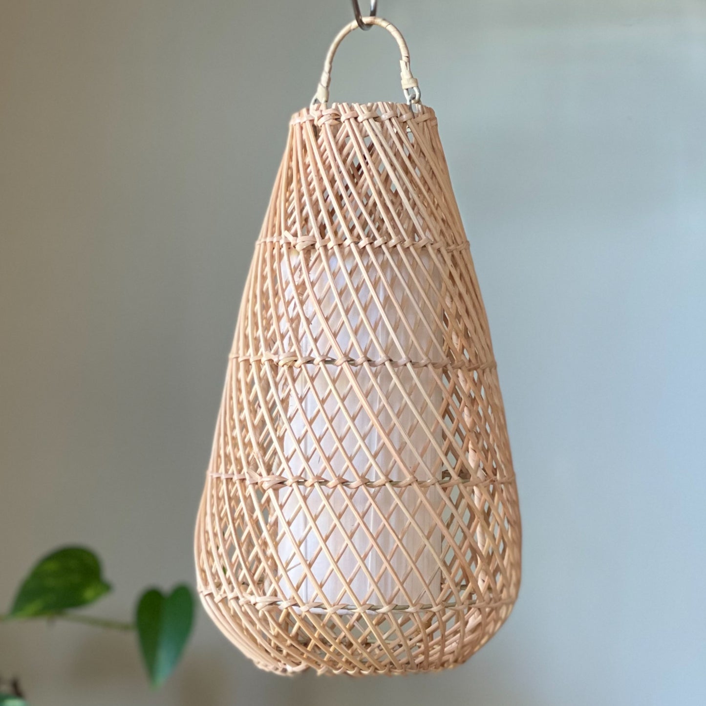 Rattan Teardrop Pendant Light