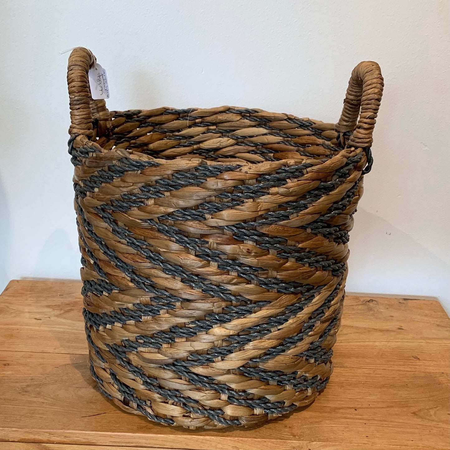 Zig Zag Weave Basket